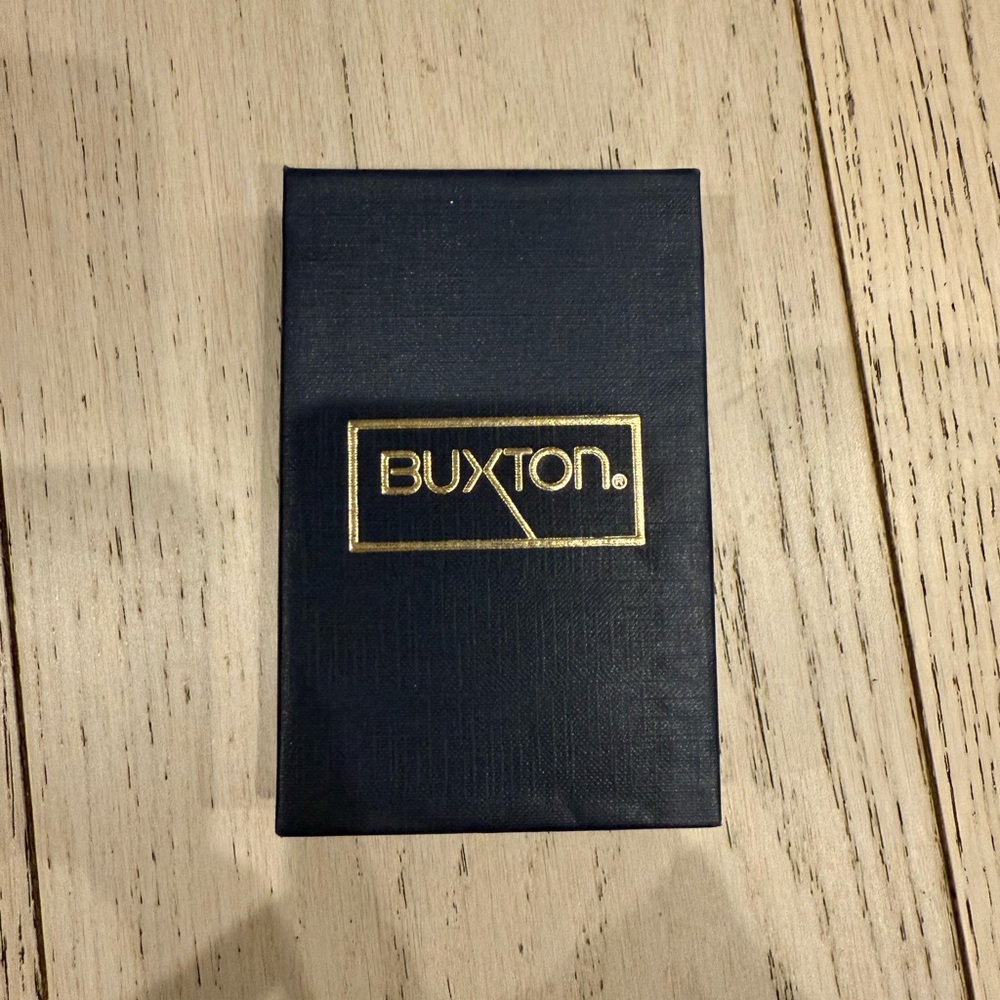 Buxton Wallet - Picture 2 of 3
